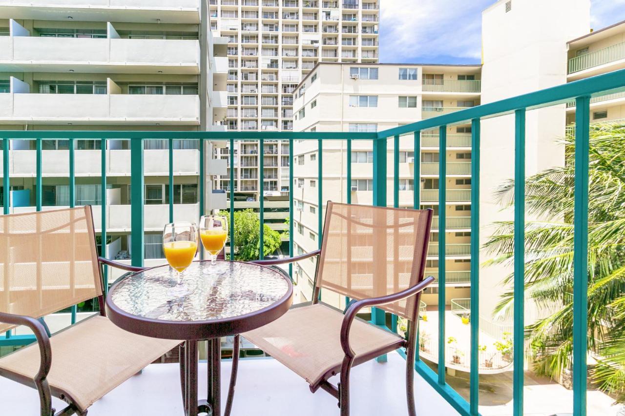 City View Studio With Pool Access In Aloha Surf! Honolulu Exterior photo